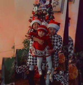 Meet your Posher, Roxana